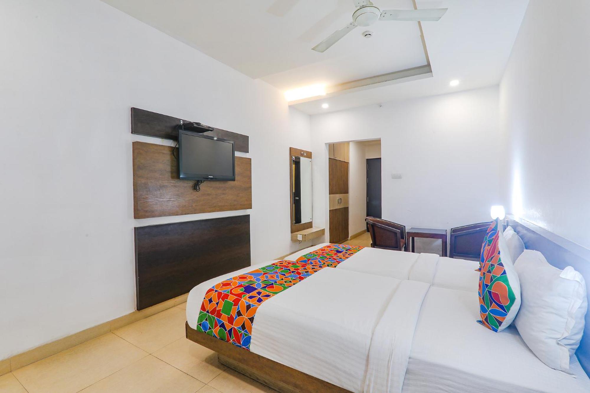 Fabhotel Prime The Continental Lakhnaú Exteriér fotografie